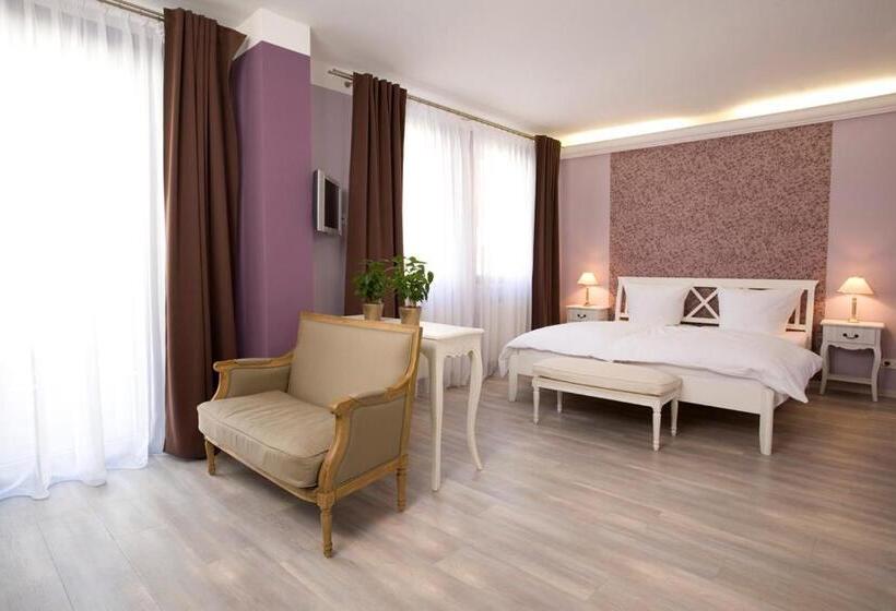Номер Премиум, Pension Mariposa