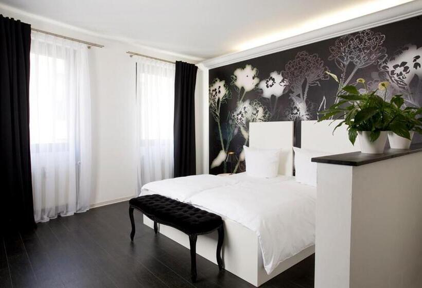Номер Премиум, Pension Mariposa