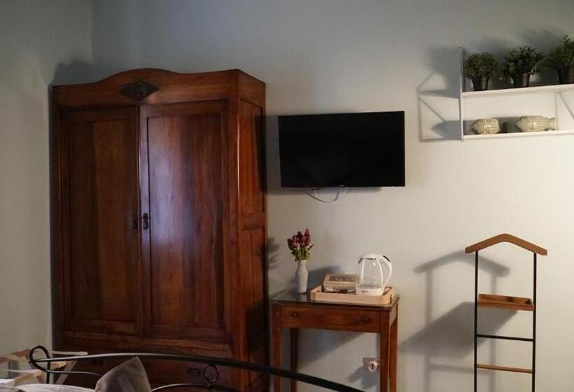 اتاق استاندارد, Room & Breakfast Canalino 21