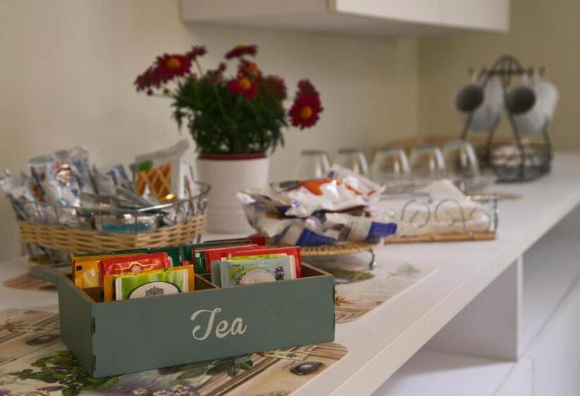 اتاق استاندارد با سرویس بهداشتی مشترک, Room & Breakfast Canalino 21
