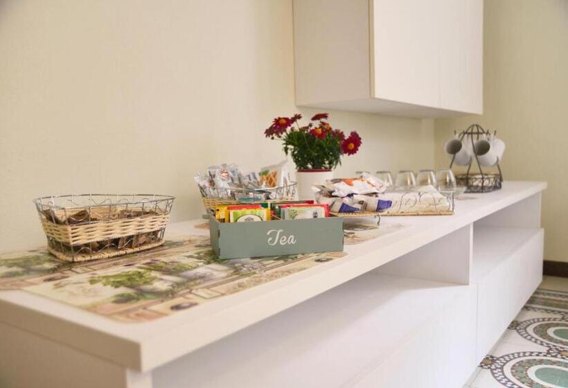 اتاق استاندارد یک تخته با سرویس بهداشتی مشترک, Room & Breakfast Canalino 21