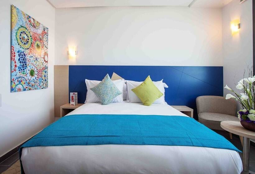 سوییت جونیور, Relax Hotel Casa Voyageurs