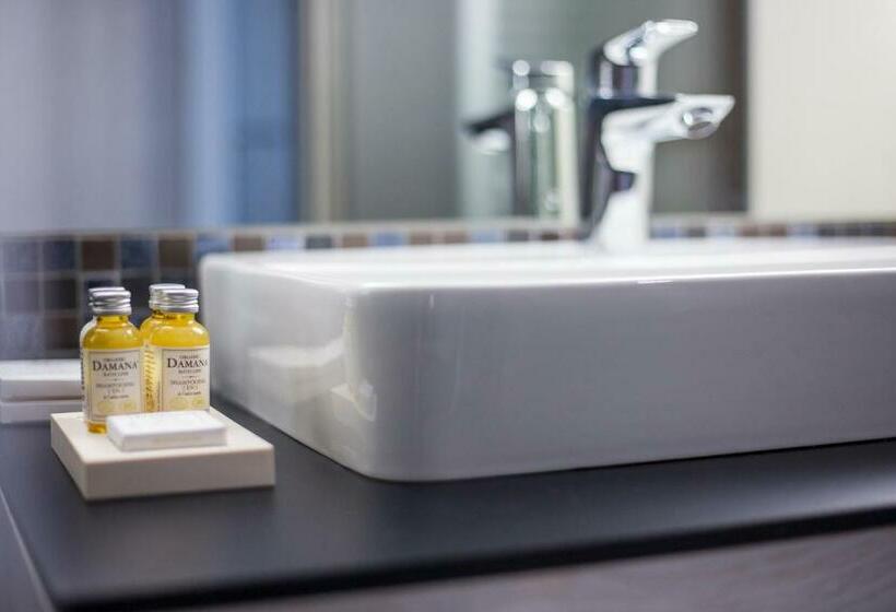 Номер Basic, Aura Hotel   Adults Only