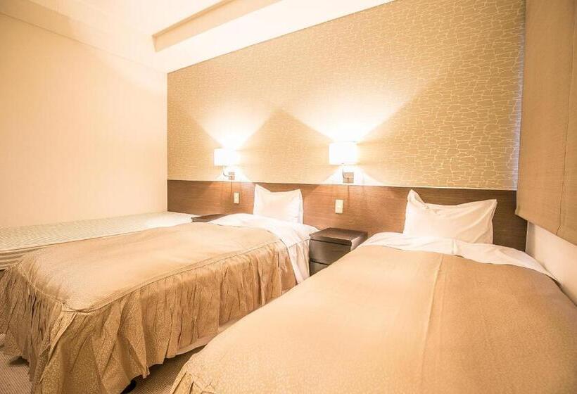 Номер Стандарт Трехместный, Petit Hotel Enchante
