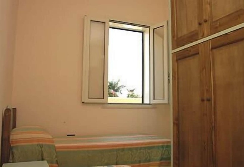 اتاق استاندارد, Agriturismo Li Damiani