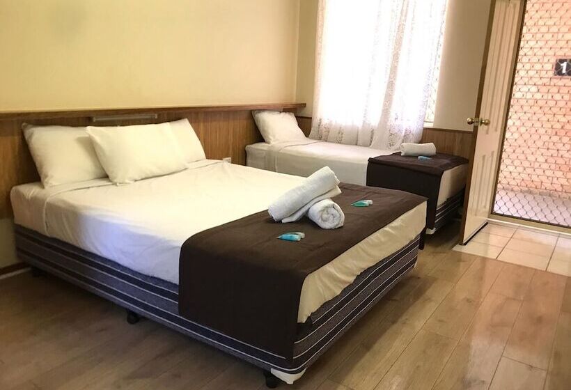 이코노미 룸, Angel S Rest Motel