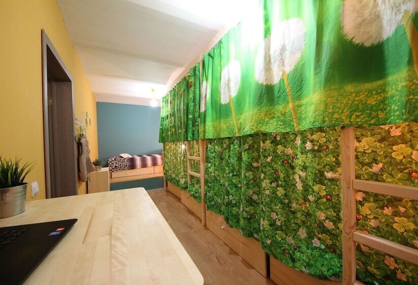 تختخواب در اتاق مشترک, Vse Putem Pushkinskaya   Hostel