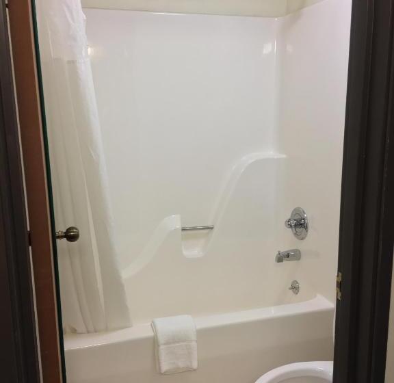 Номер Стандарт, Quality Inn