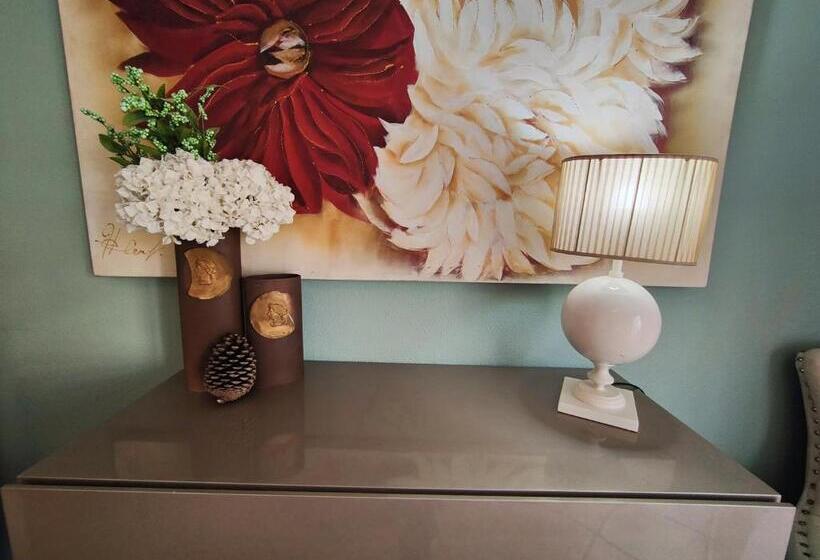 اتاق استاندارد با سرویس بهداشتی مشترک, Vagueira Guest House