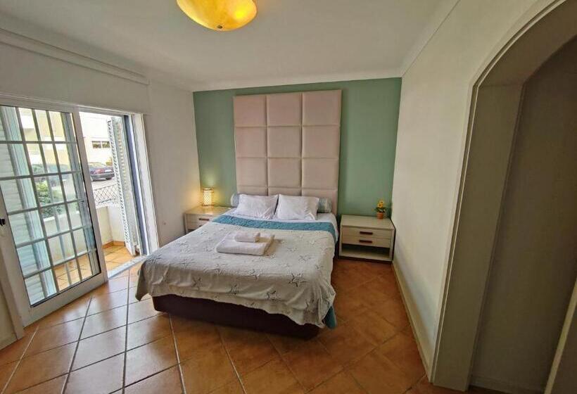 اتاق استاندارد با سرویس بهداشتی مشترک, Vagueira Guest House