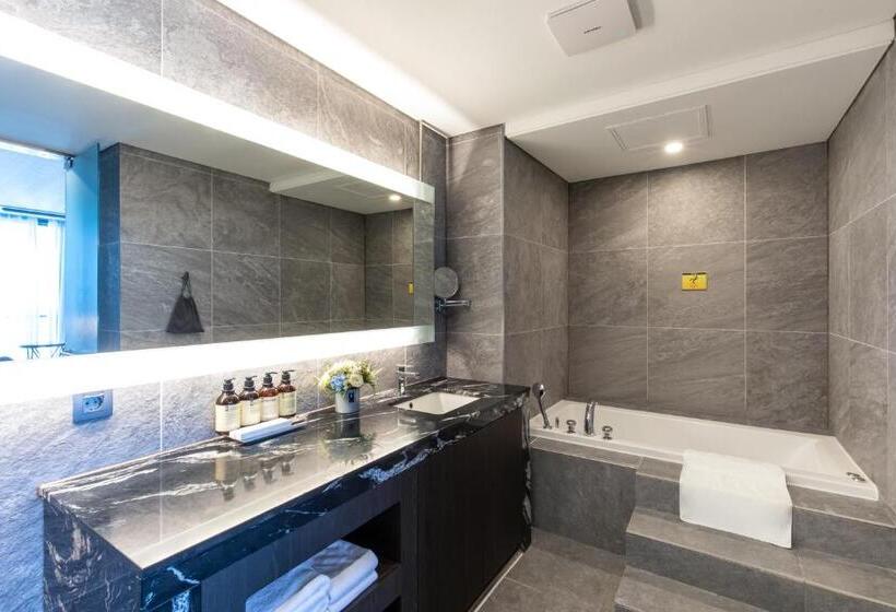 Люкс, Sl Hotel Gangneung