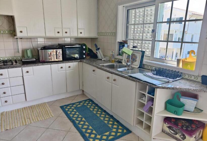اتاق استاندارد با سرویس بهداشتی مشترک, Vagueira Guest House