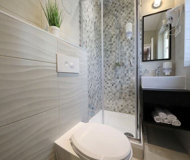 اتاق استاندارد, Downtown Boutique Hostel