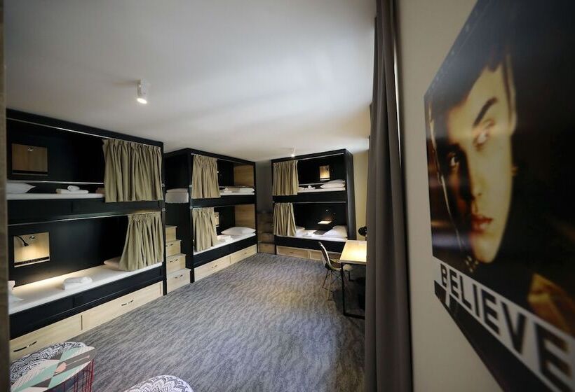 اتاق استاندارد با سرویس بهداشتی مشترک, Downtown Boutique Hostel
