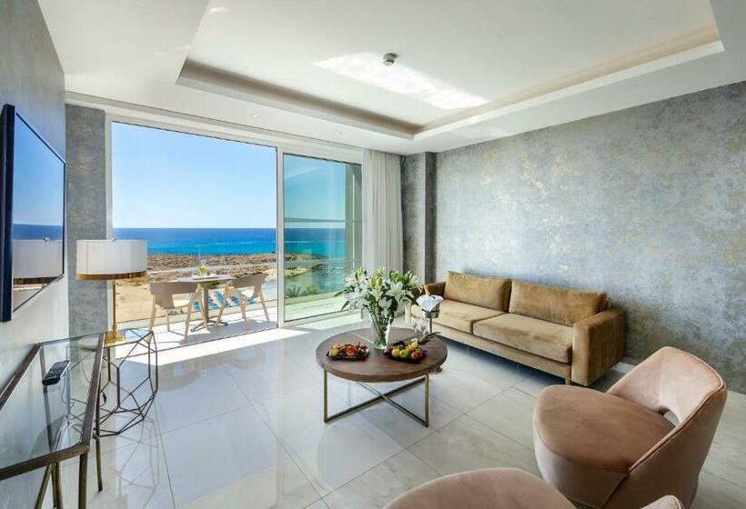 Люкс Вид на Море, Chrysomare Beach Hotel & Resort