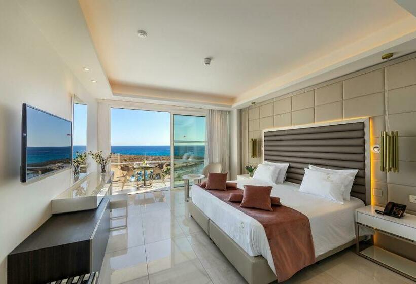 Номер Superior Вид на Море, Chrysomare Beach Hotel & Resort