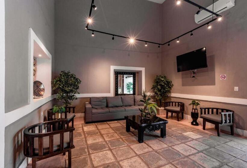 חדר דלוקס, Colonial Zaci By Guru