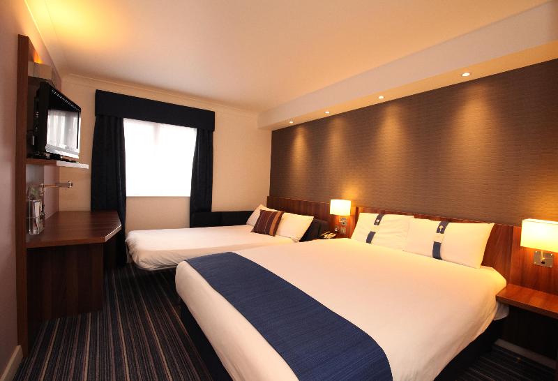 스위트 킹사이즈 침대, Red Roof Inn Flint