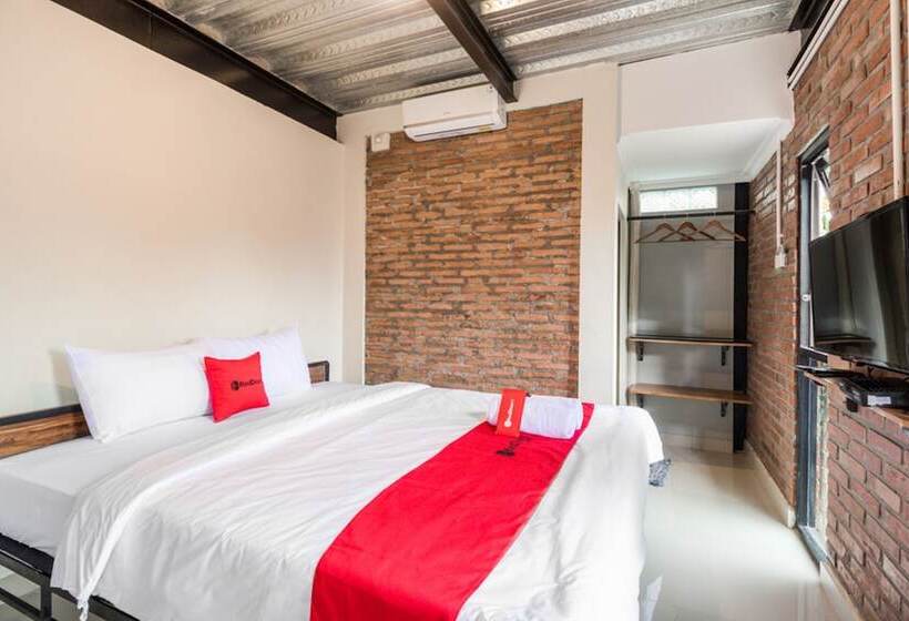 Номер Deluxe, Reddoorz Syariah @ Babadan Baru Jakal