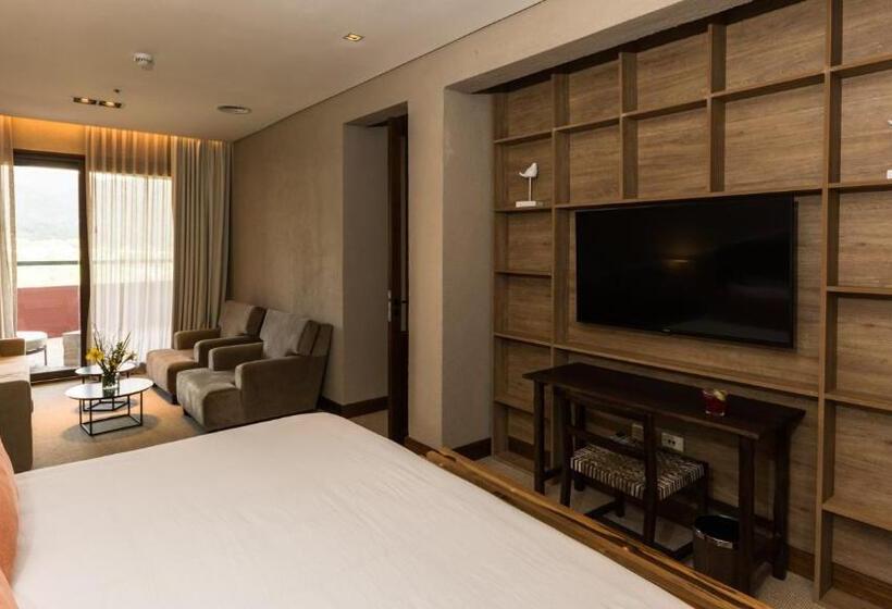 Полулюкс, Pueblo Nativo Resort Golf & Spa