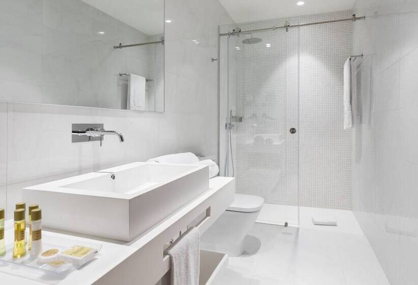 Полулюкс, Eurostars Matosinhos