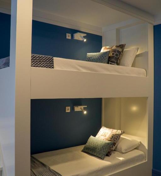 Семейный Номер, Zigzag Hostel