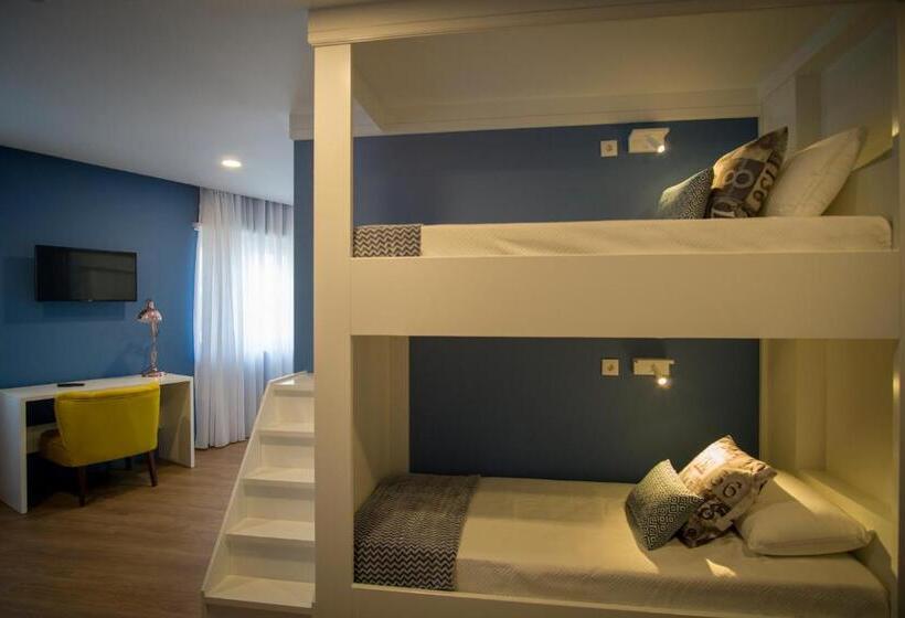 Семейный Номер, Zigzag Hostel