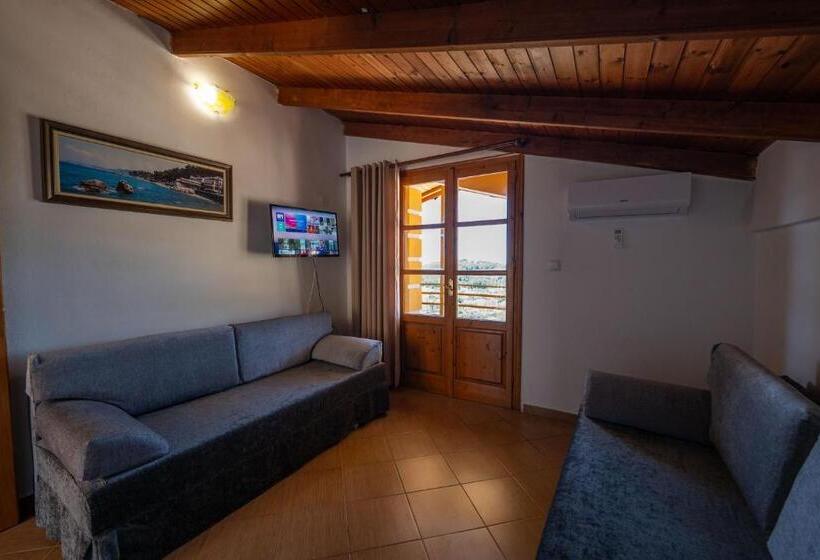 带1个卧室的顶楼公寓, Apart Hotel Alex