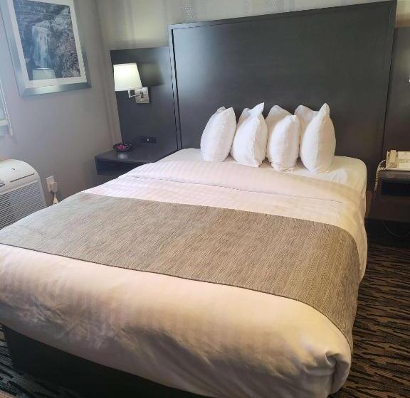 Люкс Кровать Кинг, Best Western Sawtooth Inn And Suites