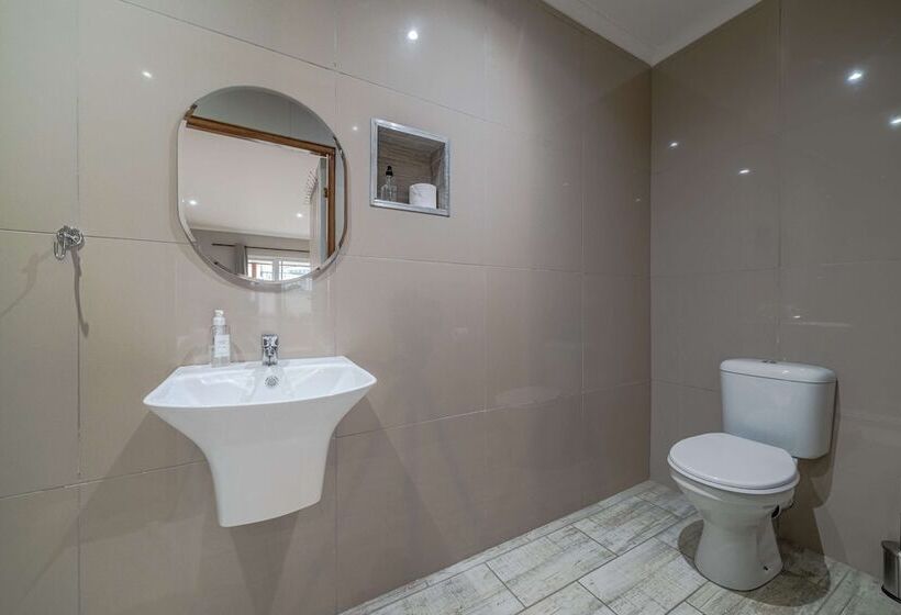 Номер Стандарт, Azaria Guesthouse