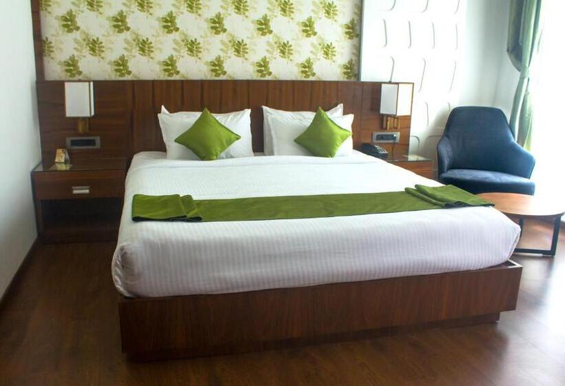 Номер Deluxe, Ceasar Palace Kottayam