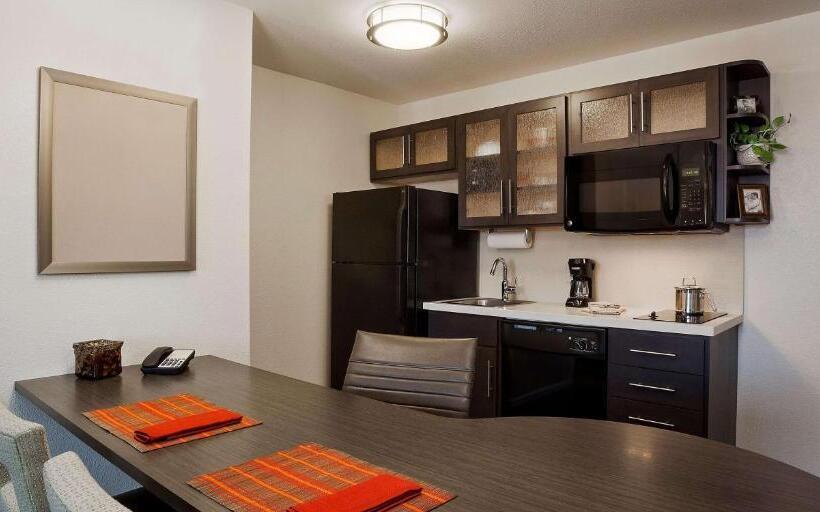 Standaard Studio, Sonesta Simply Suites Fort Worth