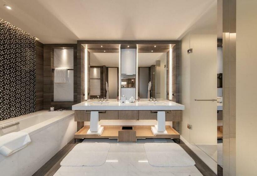 Номер Клуб, The Ritzcarlton, Xi An