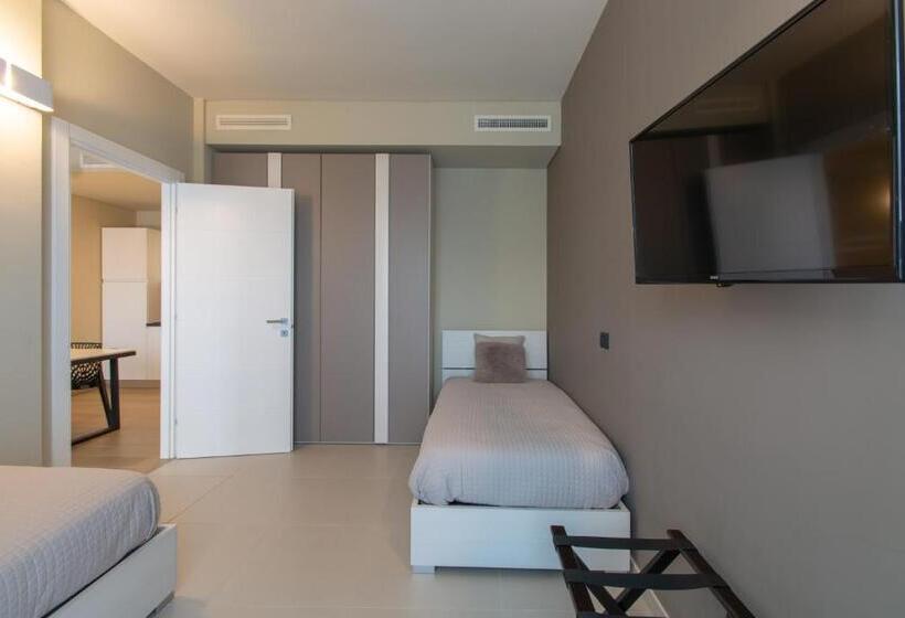 Президентский Люкс, Atmosfera Apartments & Suites