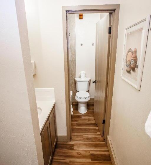 Номер Стандарт, Chama Trails Motel