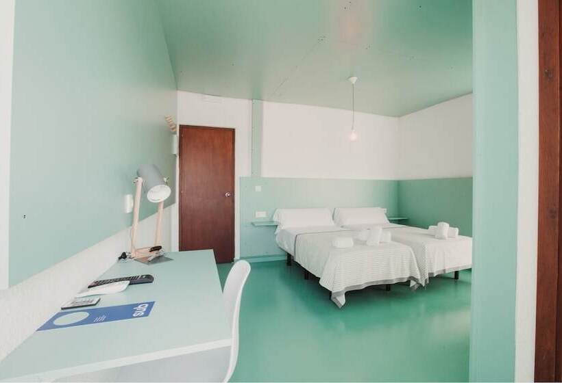 Семейный Номер, Subup Hostel