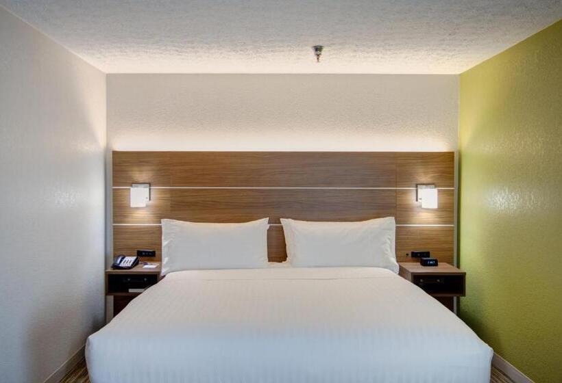 Номер Стандарт Кровать Кинг Адаптированный для Инвалидов, Holiday Inn Express Columbus South   Obetz, An Ihg