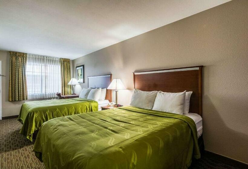 Номер Стандарт, Quality Inn University Near Downtown