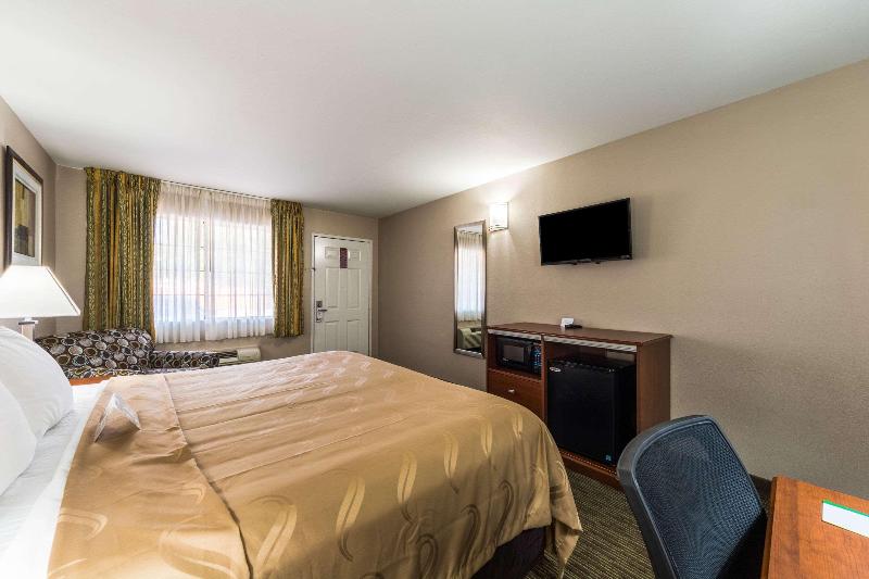 Стандартный Номер Кровать Кинг, Quality Inn University Near Downtown