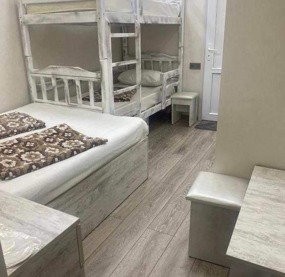 اتاق لوکس چهار تخته, N1