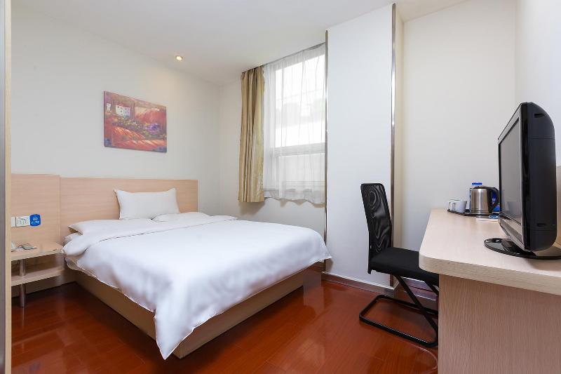 غرفة قياسية سرير كينج لذوى الإحتياجات الخاصة, Country Inn & Suites By Radisson Atlanta Airport North Ga