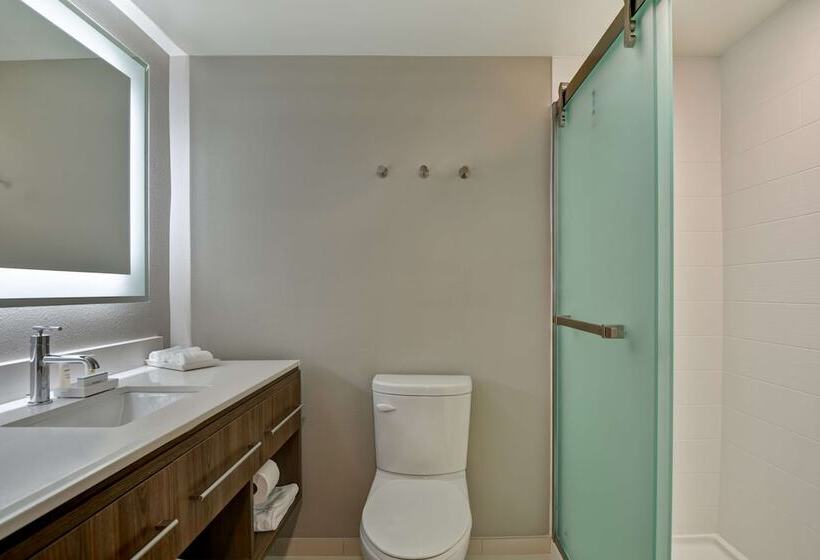 带双人床的标准工作室, Home2 Suites By Hilton Ormond Beach Oceanfront