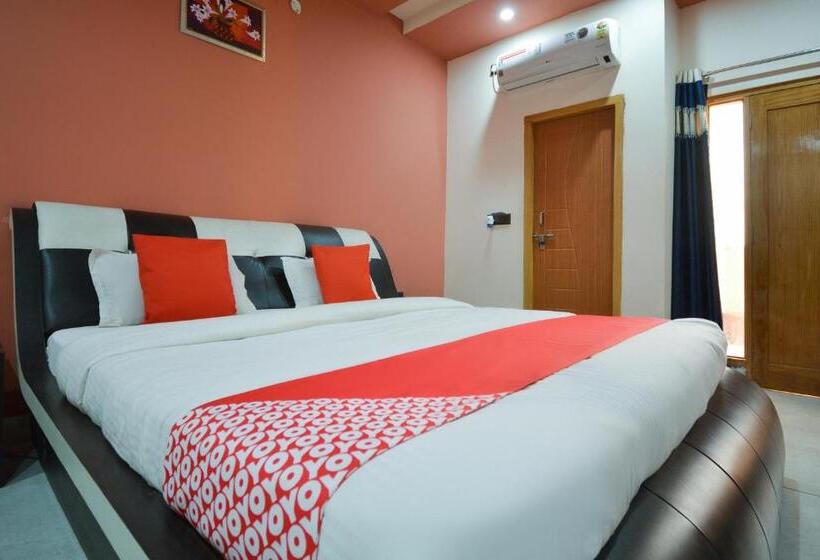 三人经典房间, Oyo 28000  Shivay Residency