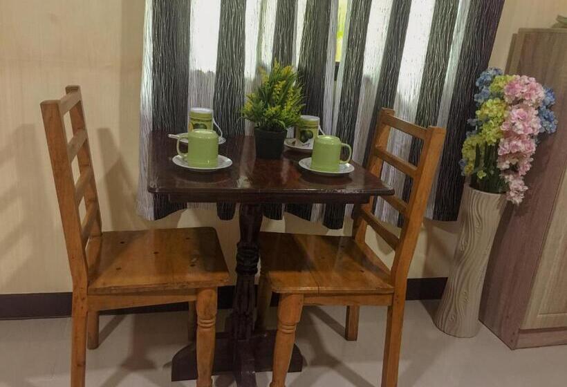 标准工作室带阳台, Pitaya Native Guest House