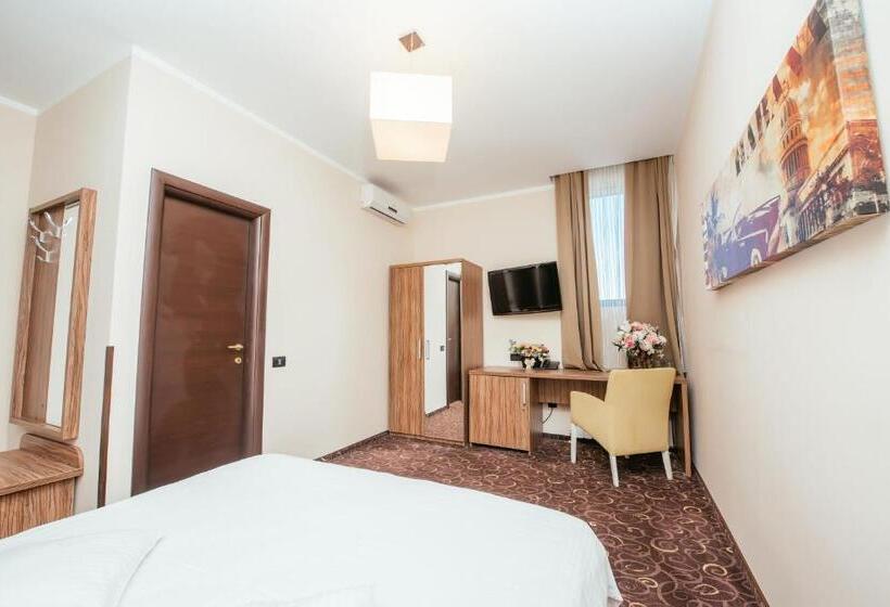 اتاق استاندارد, C Guest House