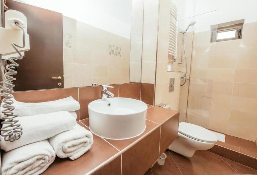 Comfort room with balcony, C Guest House