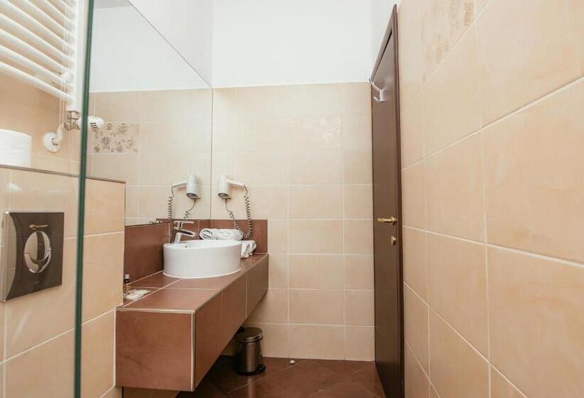 Comfort room with balcony, C Guest House