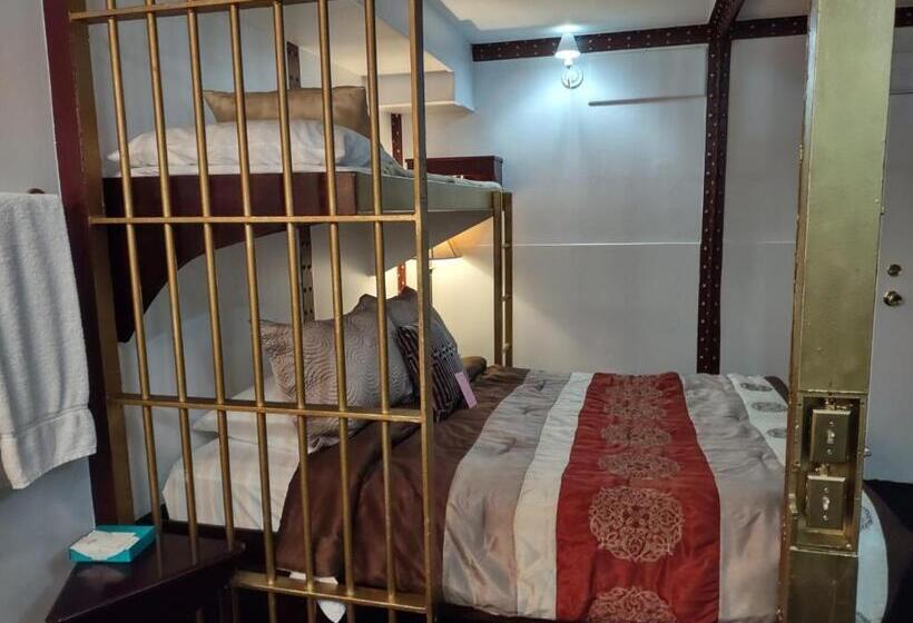 标准三人间, The King George Inn
