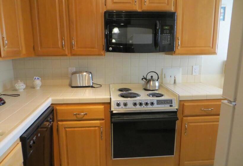 Suite 2 Sypialnie, Cow Hollow Inn And Suites