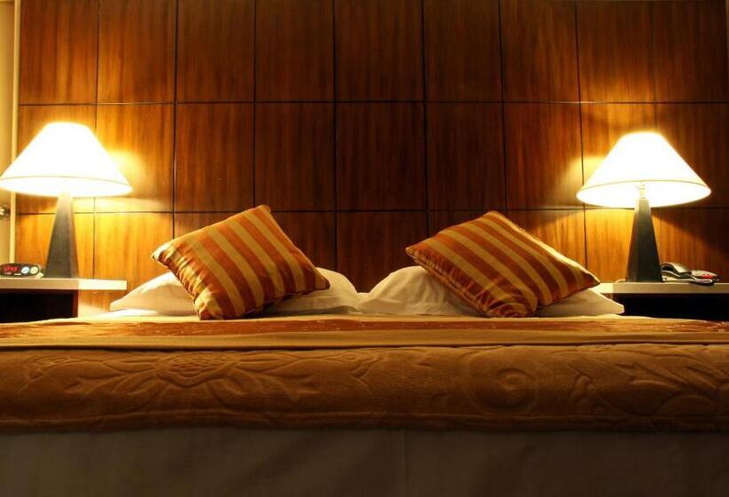 Номер Deluxe Кровать Кинг, La Crystal Hotel  Los Angeles Long Beach Area